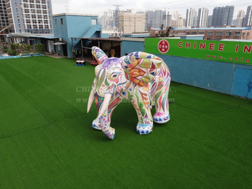 S4-508 Inflatable Cartoon Color Elephant